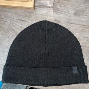 Lululemon beanie